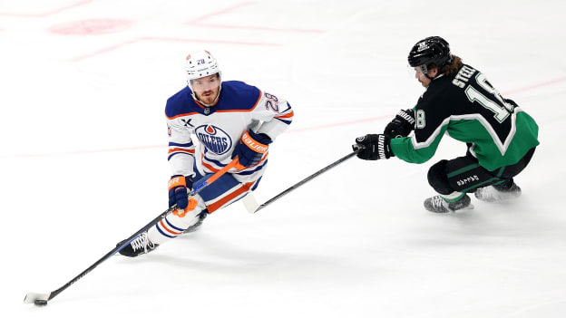 Edmonton Oilers v Dallas Stars