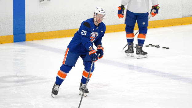 Isles Day-to-Day: Horvat Misses Practice, Drouin to Return vs Lightning