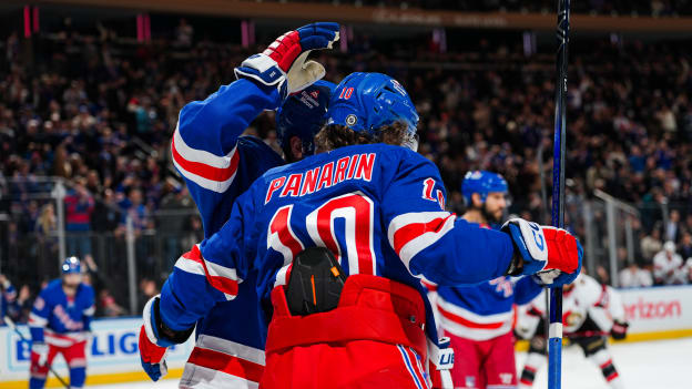 Ottawa Senators v New York Rangers