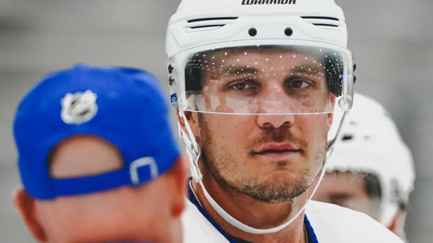 20250919_NYI_TRAININGCAMP_JOHNSTON-18