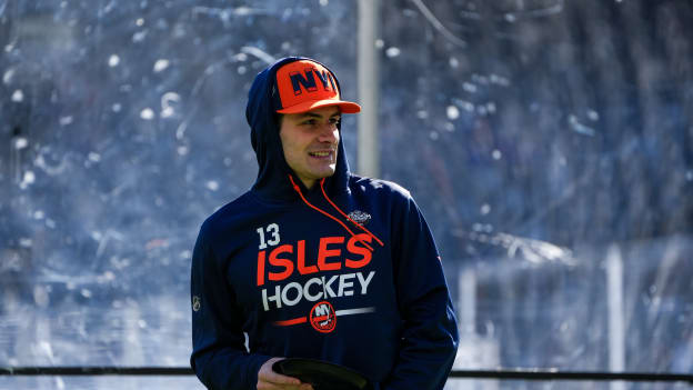 PHOTOS: Islanders Stadium Series