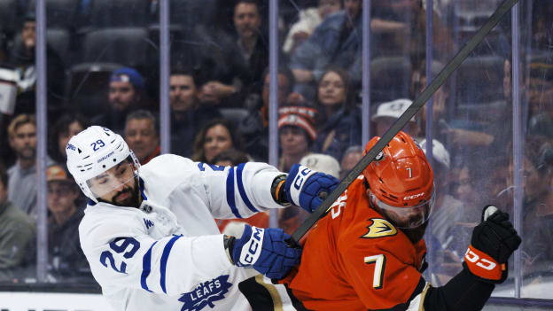 42059922_Toronto_Maple_Leafs_v_Anaheim_Ducks_Deleted_User_20260331_031030