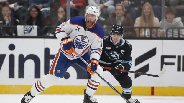 Edmonton Oilers v Utah Mammoth