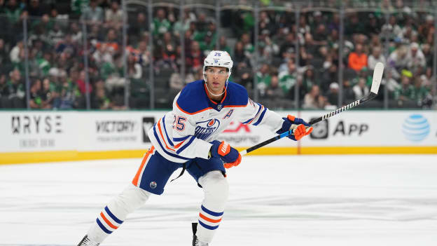 Edmonton Oilers v Dallas Stars