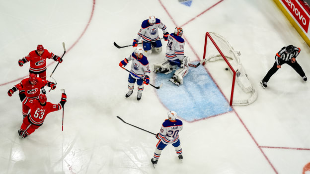 251115_EDMvsCAR_Favorites_CAR08588