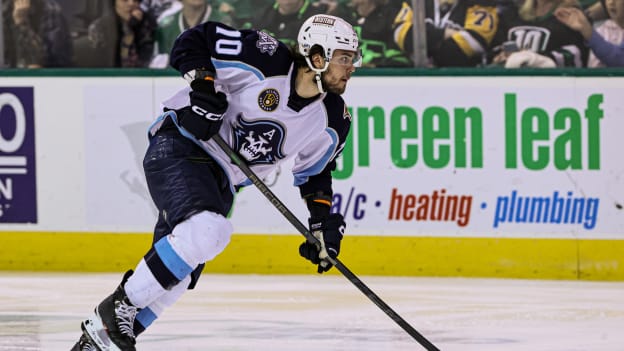 Calder Cup Playoffs Game Four: Ads at Stars