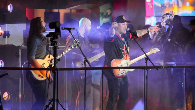 20241205 v DET MZ 012