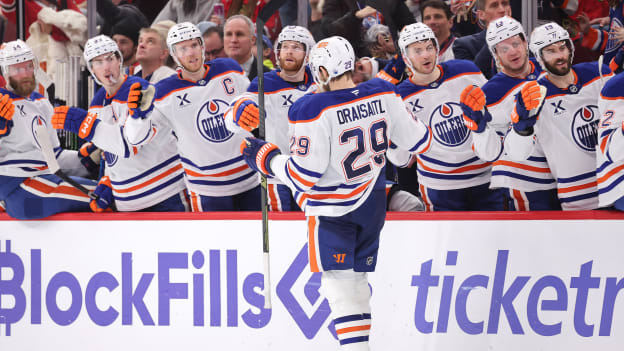 Edmonton Oilers v Chicago Blackhawks