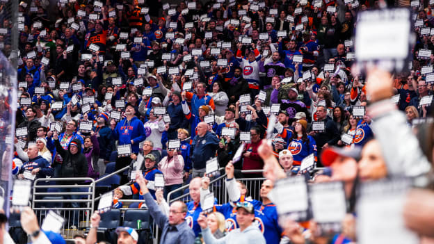 20251122_HFC_NYI_STL_PLACARD-14