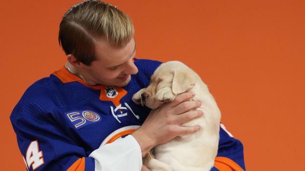 2023 Pucks and Paws Calendar Photo Shoot