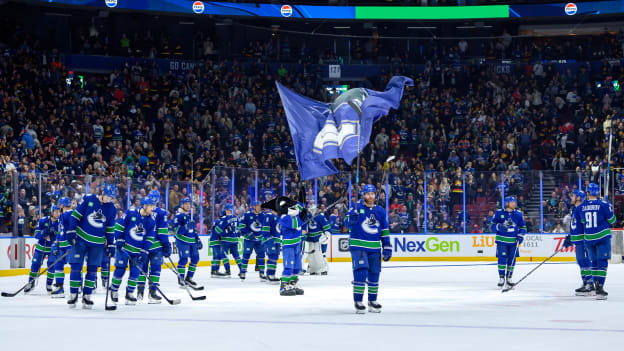 Canucks Clinch Pacific Division Beating Flames 4-1 on Fan Appreciation Night