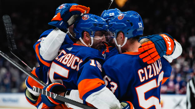 UBS Postgame Photos: Islanders 4, Maple Leafs 3 OT