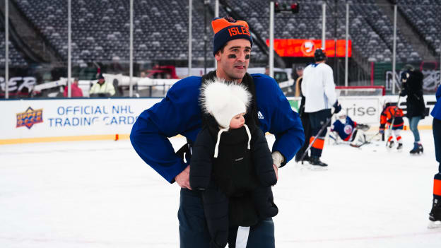 PHOTOS: Islanders Family Skate