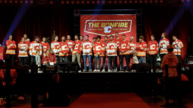 20251004_BONFIRE_FLA0408_JP