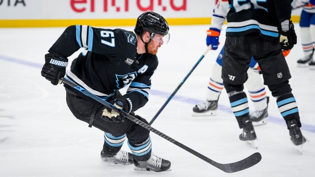 Edmonton Oilers v Utah Mammoth