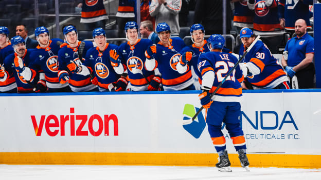 20260324_CHI_NYI_p1_goal_lee-4