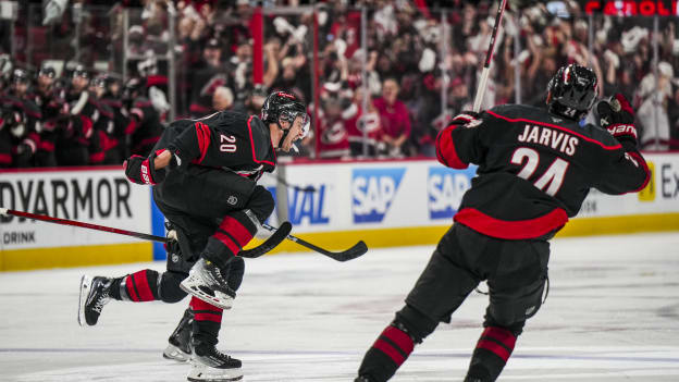 27_250429_CARvsNJD_RD1_GM5_JL101966