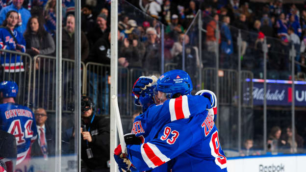 St. Louis Blues v New York Rangers