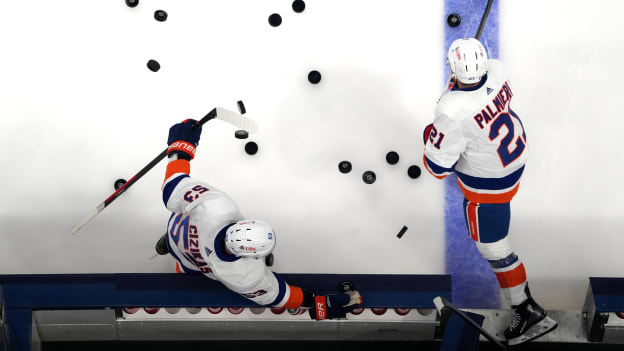 UBS Postgame Photos: Islanders 2, Blue Jackets 0