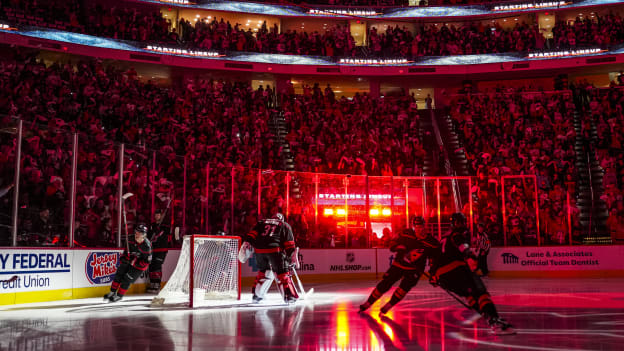 17_250420_CARvsNJD_RD1_GM1_JL207341