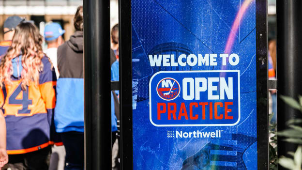 PHOTOS: Islanders Open Practice