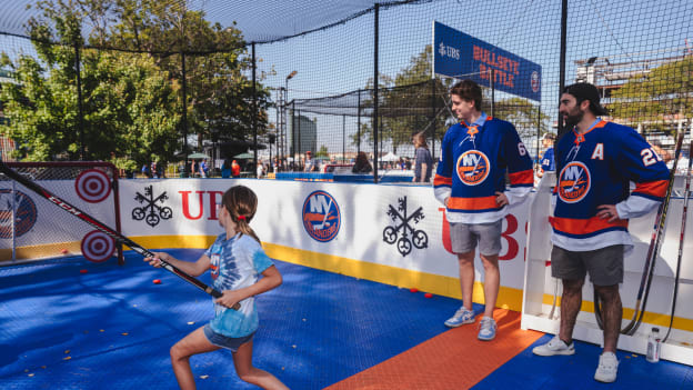 20250928_ISLES_BBQ_FINAL-46