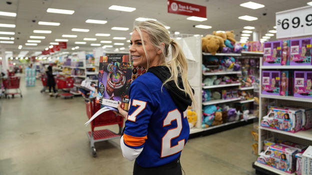 Islanders Wives and Girlfriends go Holiday Toy Shopping