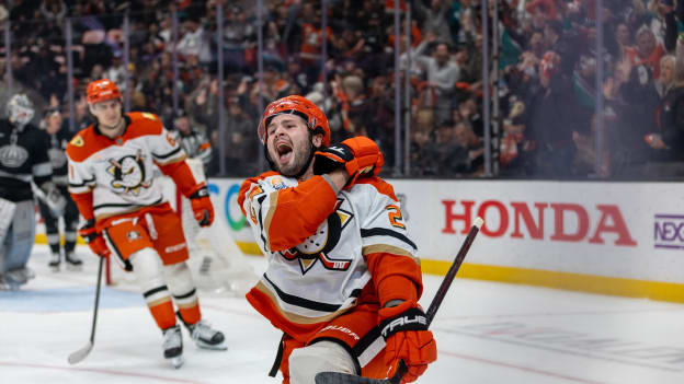 f7e87056-31f2-41b6-879d-6c640f122061Hadji