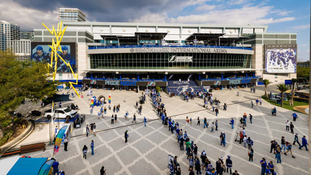 260326-Plaza-PRIDE-TBL-008