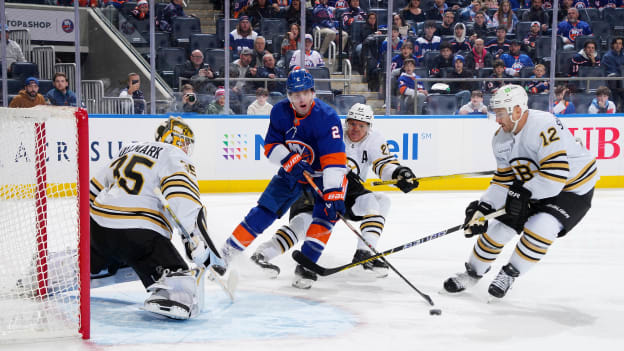 UBS Postgame Photos: Bruins 5, Islanders 4 SO