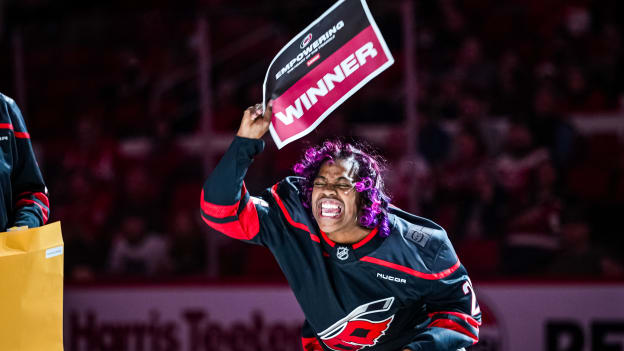 260228_DETvsCAR_Lenovo_Empowering_Contest_Winner_JPL01456