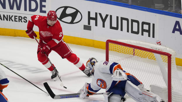 UBS Postgame Photos: Red Wings 4, Islanders 3 OT