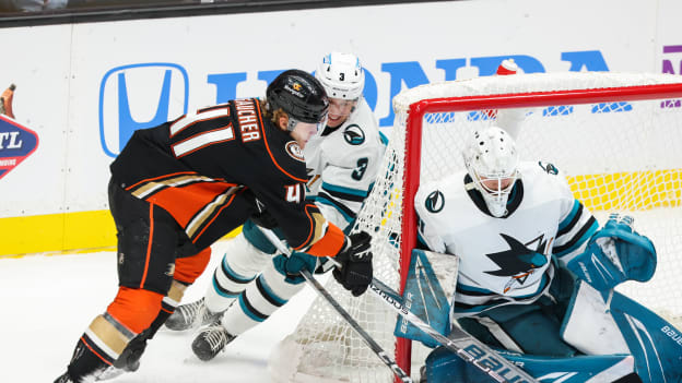 2023-24_0927_Ducks_Sharks_72