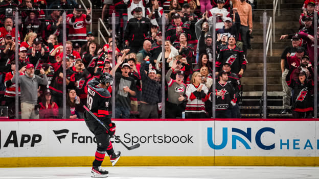 251009_Select_Favorites_JL101563