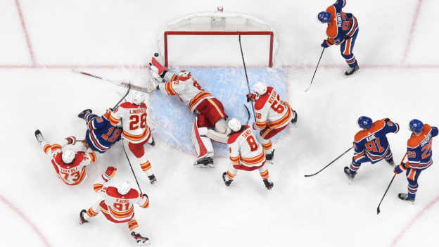 GALLERY: Oilers vs. Flames