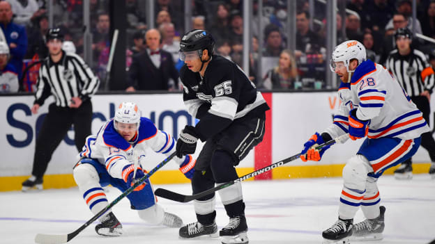Edmonton Oilers v Los Angeles Kings