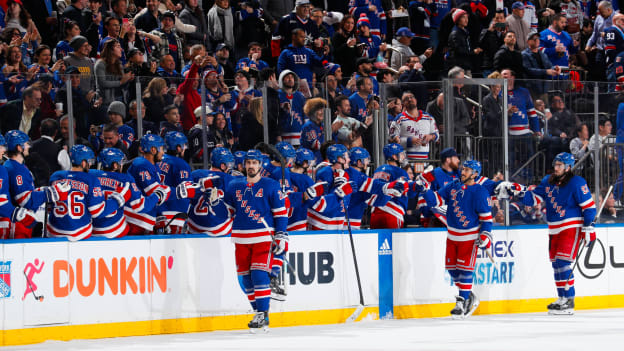 Chicago Blackhawks v New York Rangers