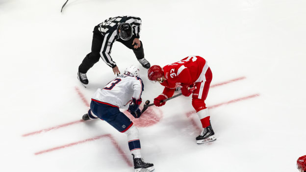 2025_11_22_CBJ_ZS_In-Game-023