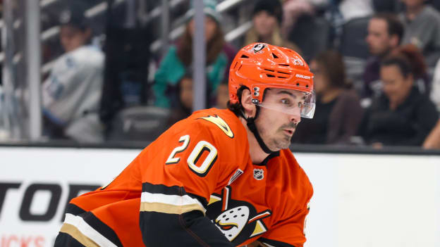 20250921_Kings_Ducks_Vasquez_0194