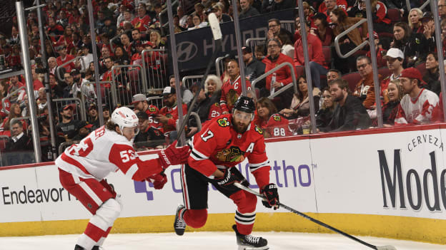 Detroit Red Wings v Chicago Blackhawks