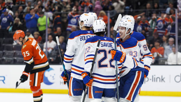 Edmonton Oilers v Anaheim Ducks