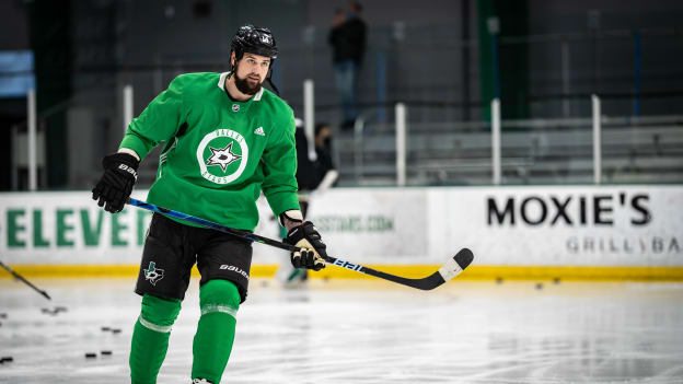 Stars open 2020-21 season with first day of training camp