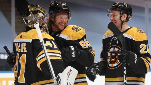 Photos | Bruins Clinch Round 1