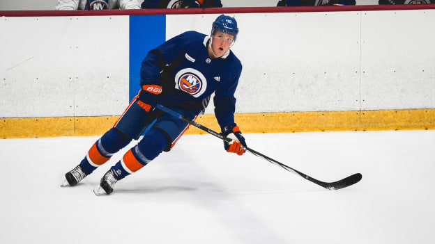 PHOTOS: Islanders Practice Oct. 25, 2023