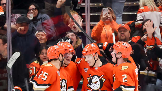 42063865_Toronto_Maple_Leafs_v_Anaheim_Ducks_Deleted_User_20260331_040632