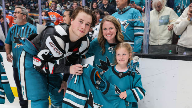 20250416_oilers_vs_sharks034