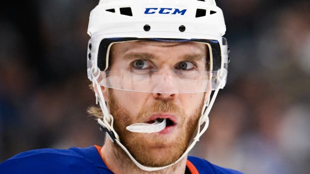 Edmonton Oilers v Utah Mammoth