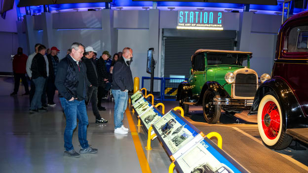 24_250304_Mentors_Trip_Ford_Museum_JL208376