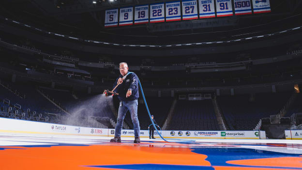 20250913_ICEIN_FIRSTCUT-66