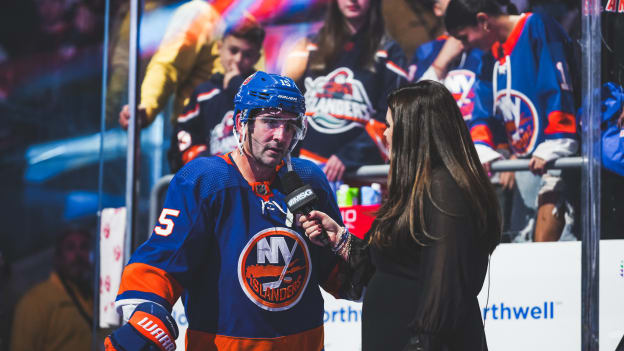 UBS Postgame Photos: Islanders 3, Flyers 2